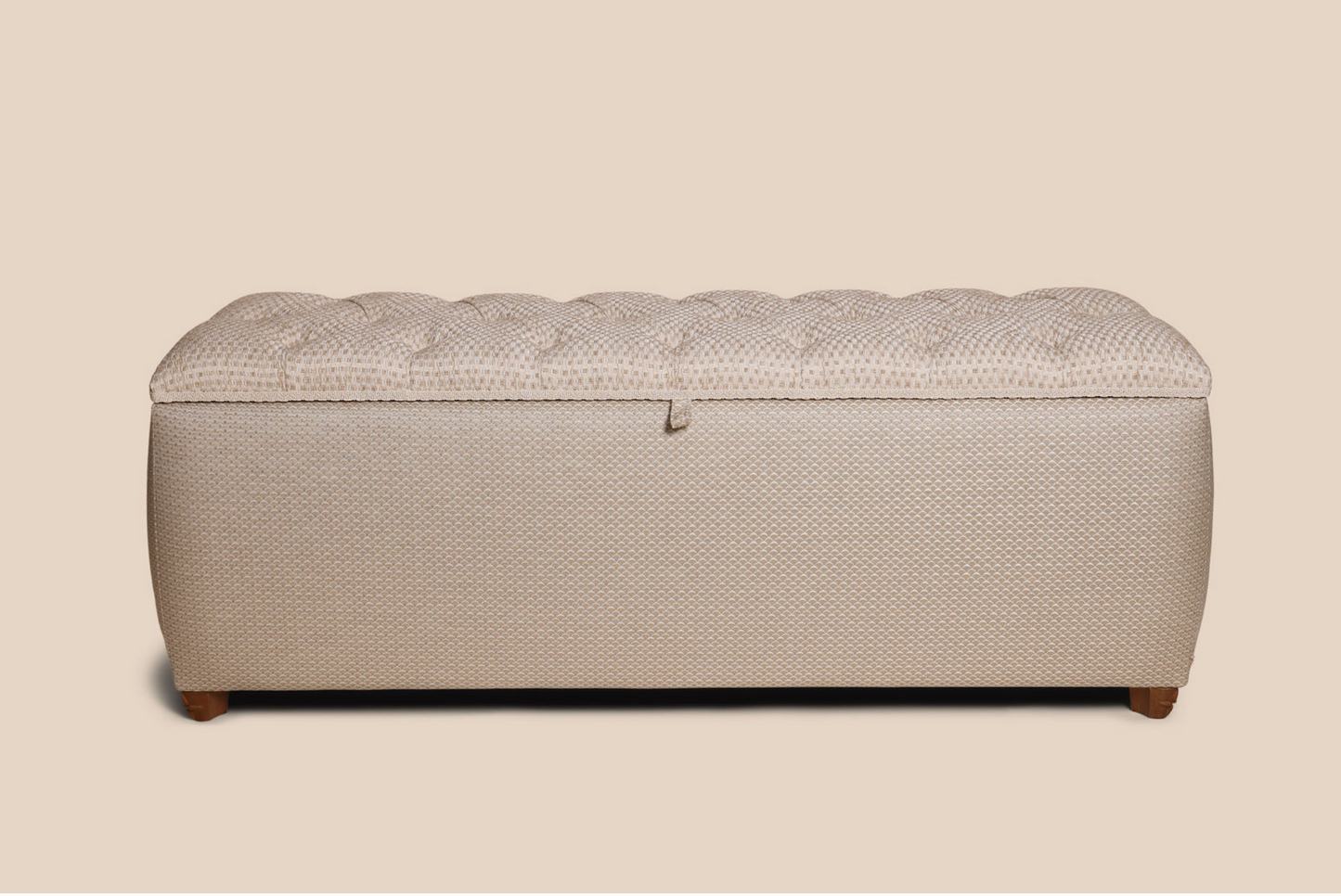 #43 34 Hocker White gold