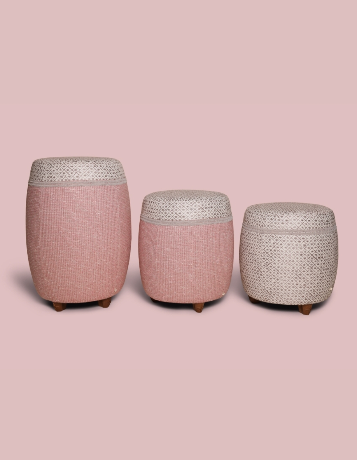 Luxe barkruk stoel poef in luxe tof roze beige paars patroon ster