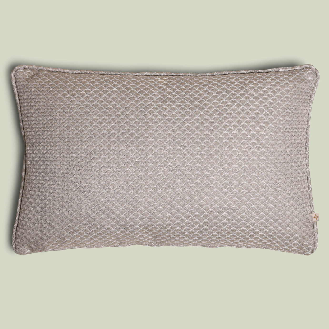 Luxe kussen met luxe stof patroon blauw wit grijs schelp