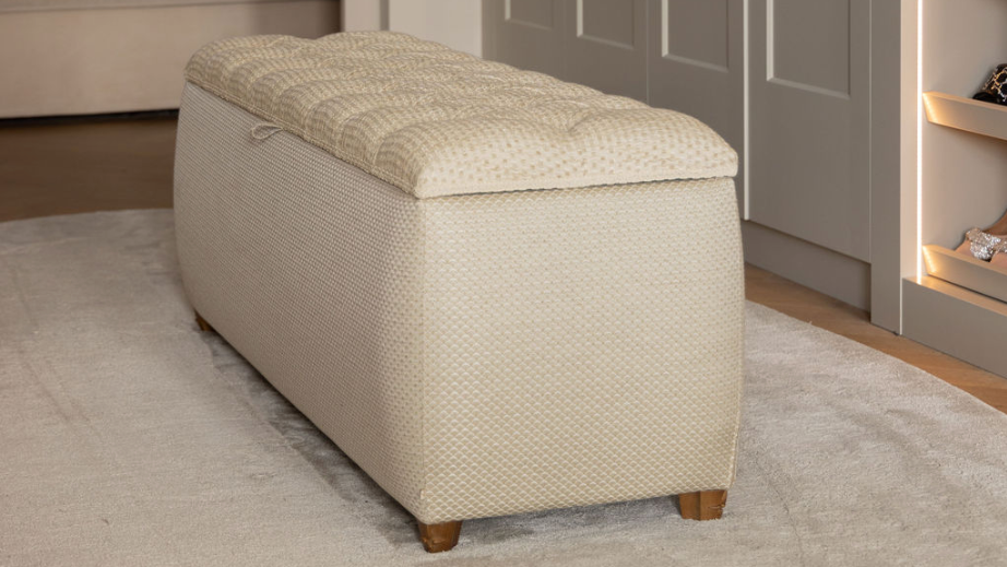 Luxe hocker gekapitonneerd met opbergruimte wit goud