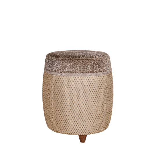 Luxe stoel poef  met luxe stof bruin goud patroon 